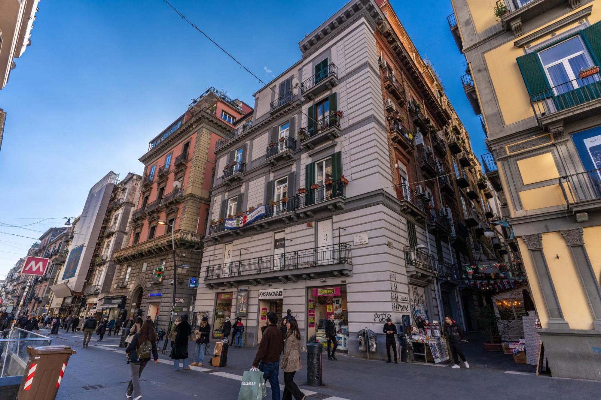 Due Porte A Toledo Napoli Eksteriør billede