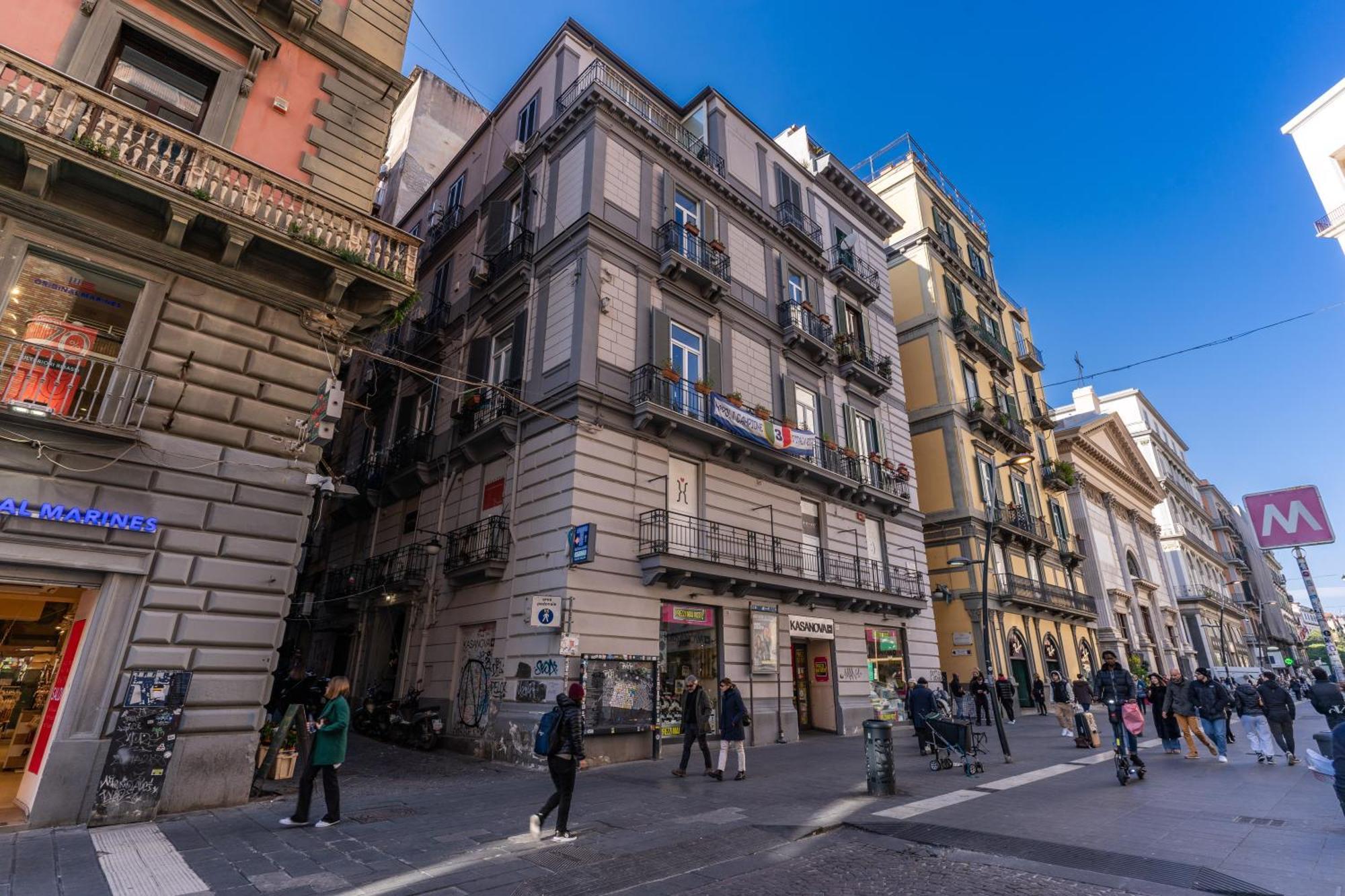 Due Porte A Toledo Napoli Eksteriør billede